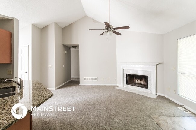 Photo - 4809 Shallow Farm Dr NE