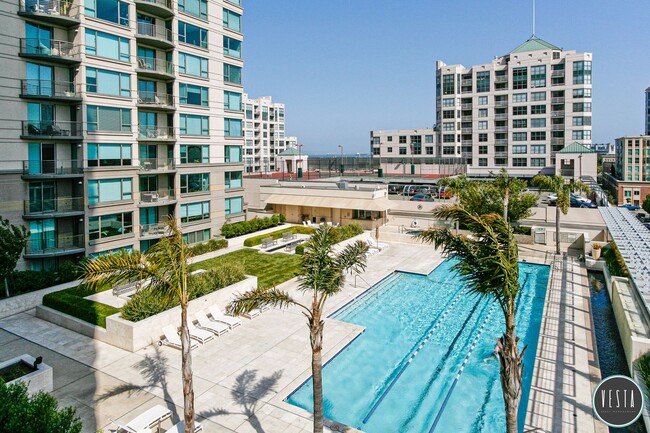 LUXURIOUS SOUTH BEACH CONDO WITH STUNNING ... - LUXURIOUS SOUTH BEACH CONDO WITH STUNNING ... Unit 18K