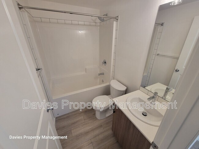 Photo - 9207-9228 228 St NW Unit #104