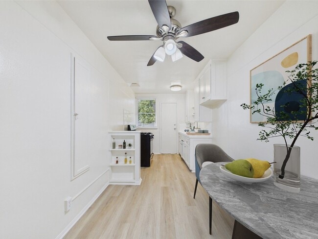 Photo - Banner Circle Apartments