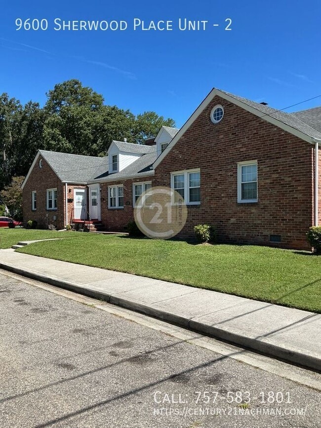 Building Photo - 9600 Sherwood Pl Unit 2