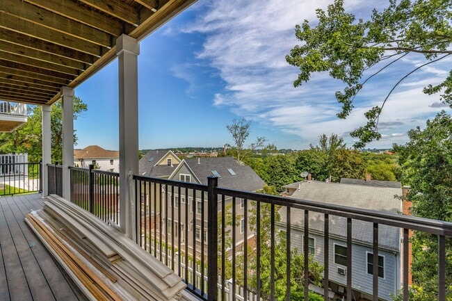 Photo - 172 Bigelow St Unit 1