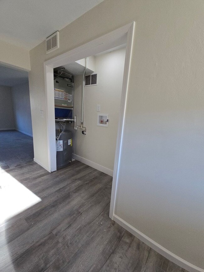 Photo - 5205 S Brooks Dr Unit B