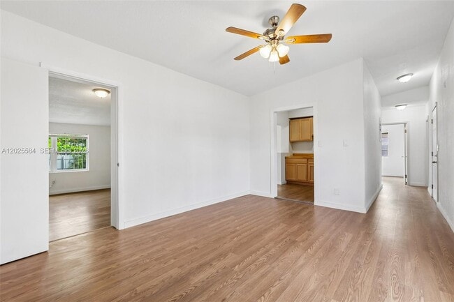 1045 NW 115th St