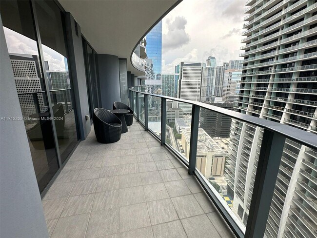 Photo - 1000 Brickell Plz