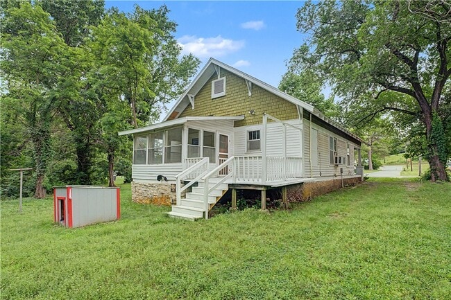 Photo - 810 N King St