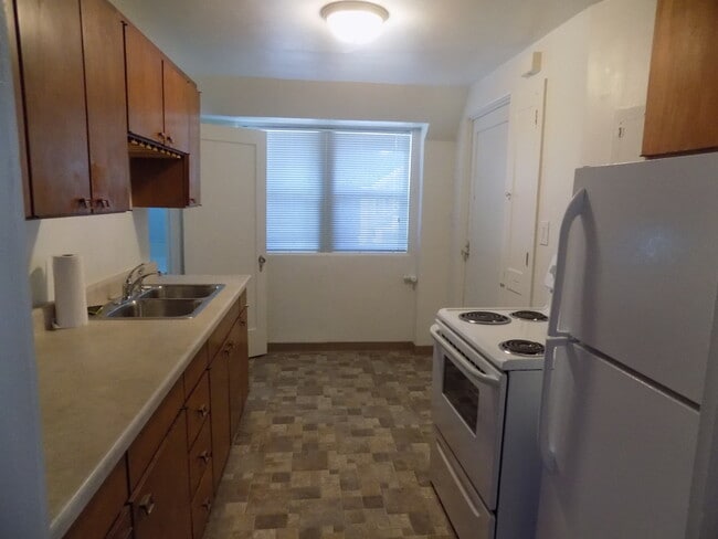 Photo - 1930 Erie St