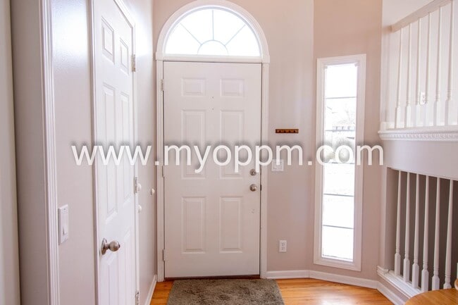Photo - Available NOW! 3 Bedroom / 2 Bathroom Home | Northwest Omaha