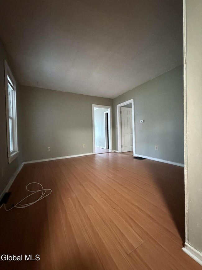 Photo - 20 Baldwin Ave Unit 1