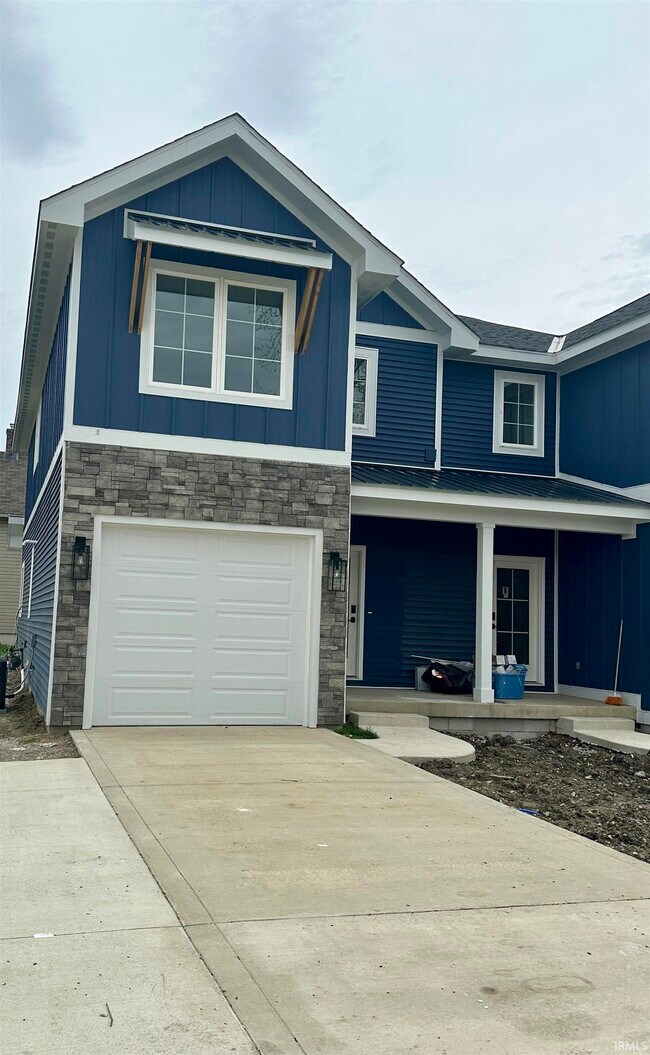 Photo - 115 E Vine St