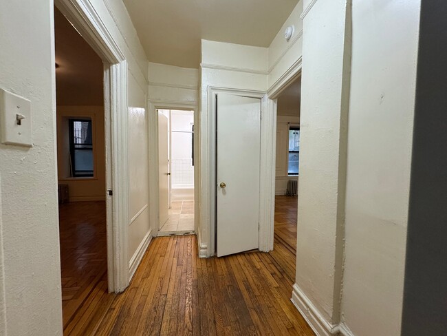 Photo - 377 Montgomery St Unit 1