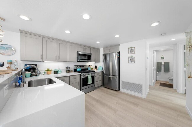 3901 Ocean Front Walk