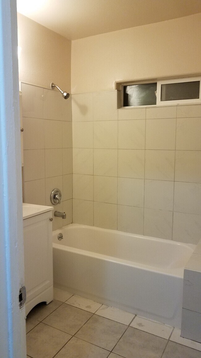 Photo - 4010 44th Ave Unidad 4010