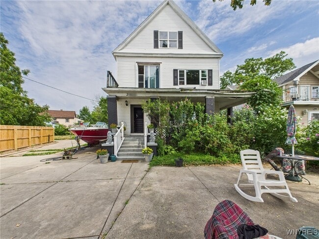 Building Photo - 2403 Niagara St Rental