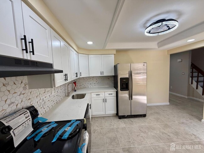 1502 Bromley Estate