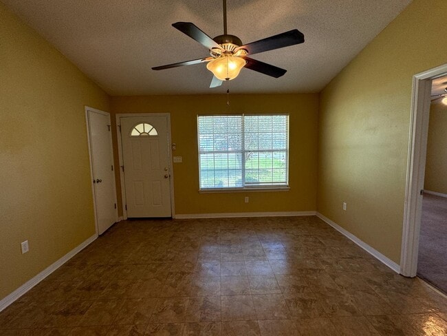 Photo - 2870 Aplin Rd