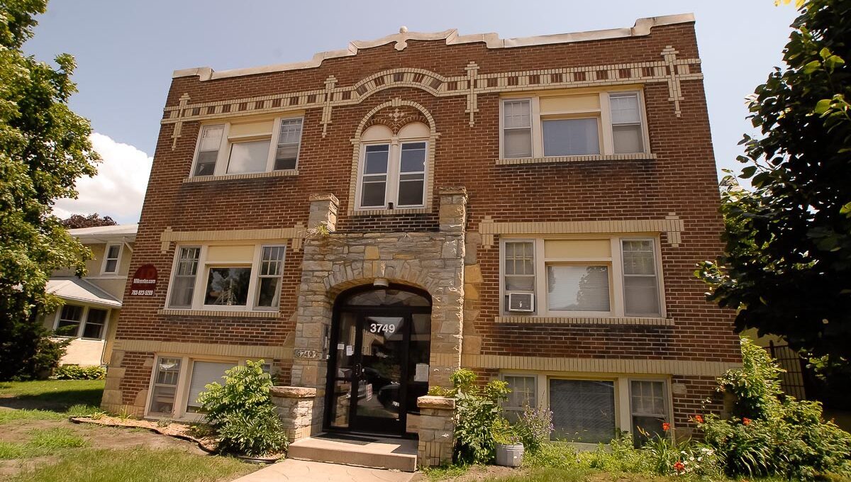 Photo - Grand Apartments | 3749