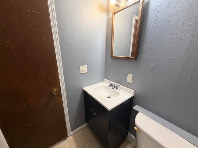 Photo - 1003 Shasta-