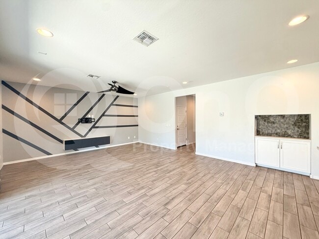 Photo - 1312 E Gemini Pl