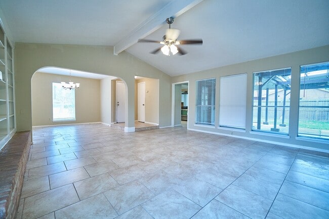 Photo - 14034 Utopia Dr