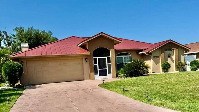 Building Photo - 25145 Mercedes Dr Rental