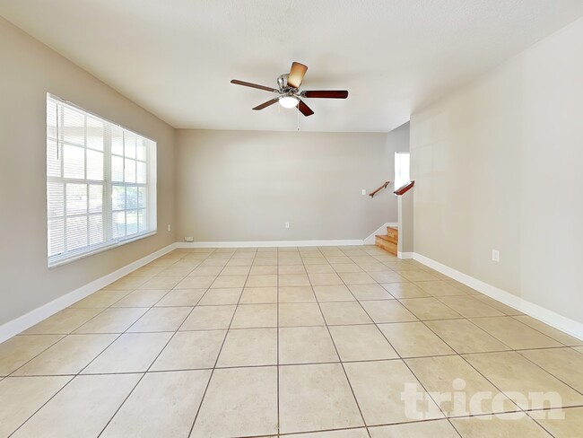 Photo - 10221 Summerview Cir