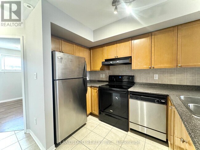 Photo - 65 Turntable Crescent