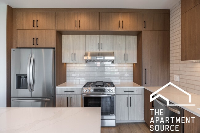 Photo - 2355 W Flournoy St Unidad 4