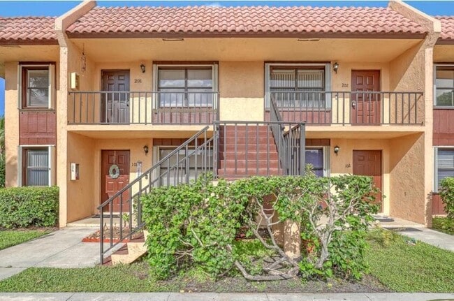 Photo - 5985 Forest Hill Blvd Unidad 202 Rental