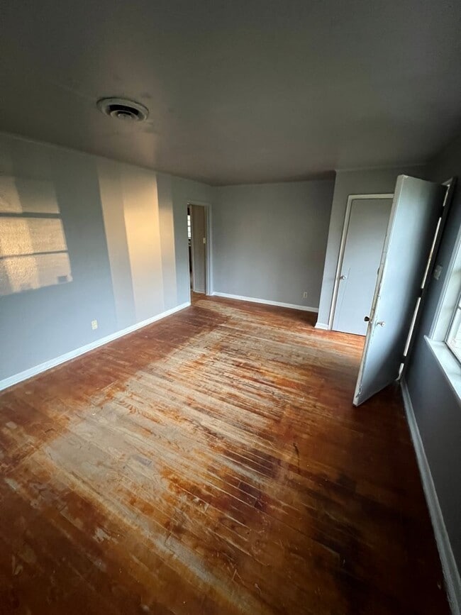 Photo - 3803 Richmond Ave