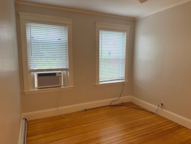 Photo - 235 Rawson Rd Unit 3