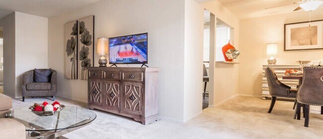 Photo - 4878 W Braddock Rd Unidad 100