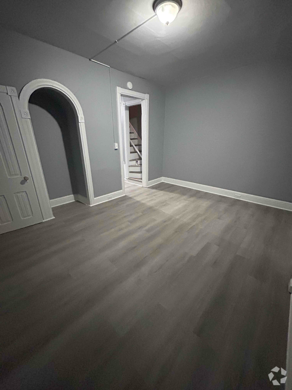 Building Photo - 1146 Franklin St Unit Apt 2
