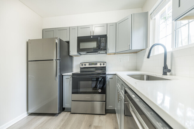 Building Photo - Rhythm at Riverdale Rental