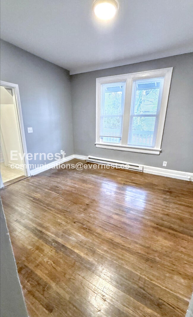 Photo - 32 Woodlawn Dr Unit 6