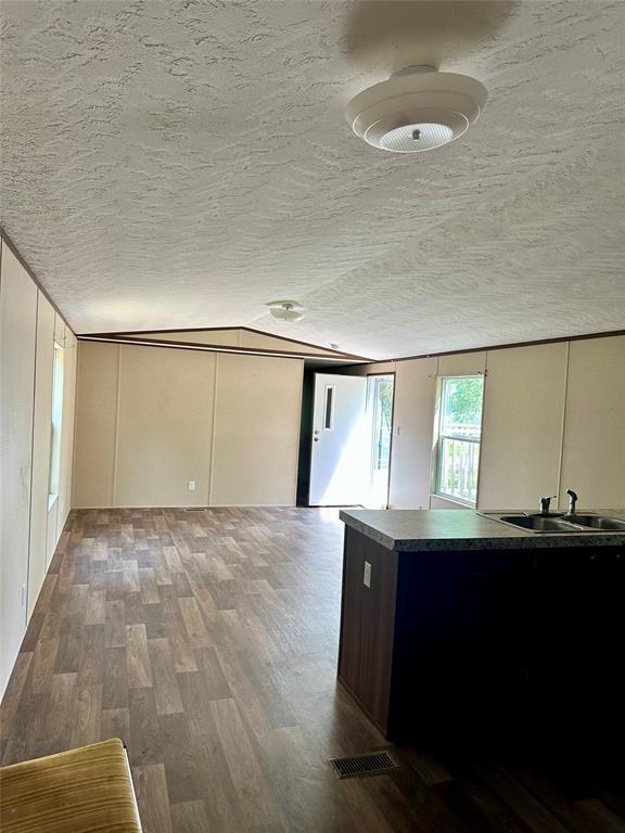 Photo - 104 Shoshoni Dr