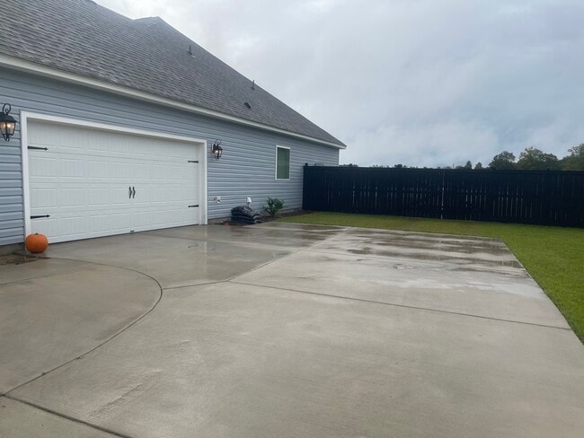 Photo - 143 Westfield Dr