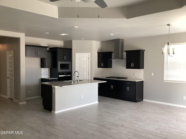 Photo - 116 Sarah Trl