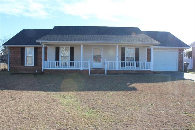Building Photo - 7805 Gallant Ridge Dr