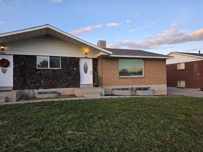 Building Photo - 3264 W 4700 S