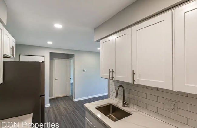 Building Photo - 5770 Frankford Ave Rental