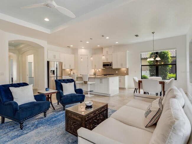 Photo - 3929 Waypoint Ave