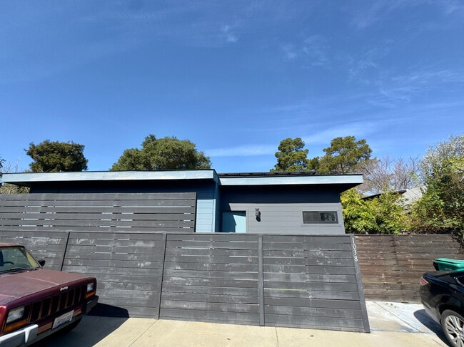 Photo - 1038 62nd St