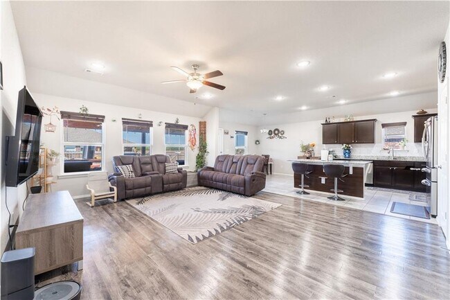 Photo - 6704 SW Pilgrim Rd