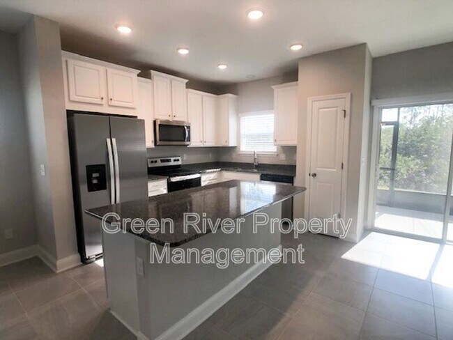 Photo - 13991 Molina Dr