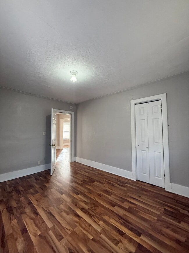 Photo - 1911 Park Ave Unit 4