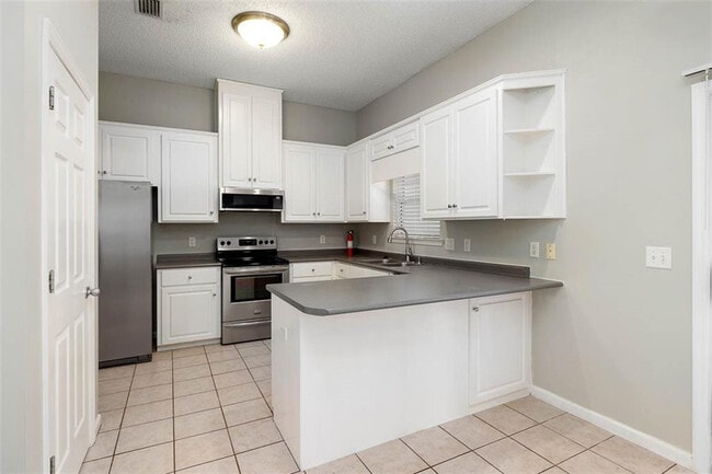Photo - 106 Lagoon Way