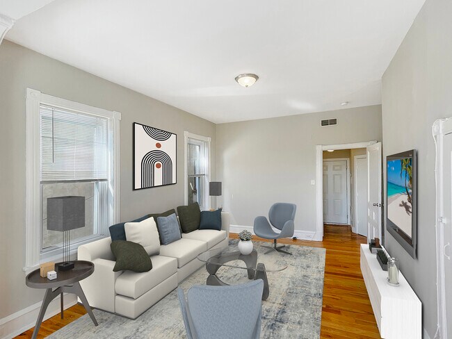 Photo - 637 N 32nd St Unit 2