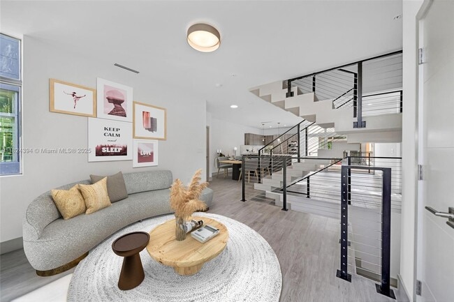 Photo - 2926 Bird Ave