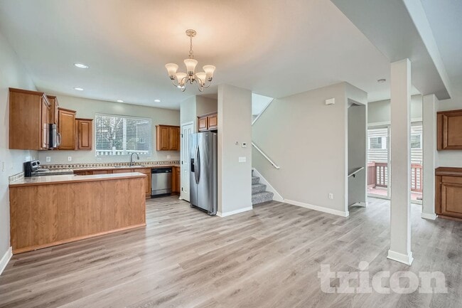 Photo - 2514 Chateau Dr